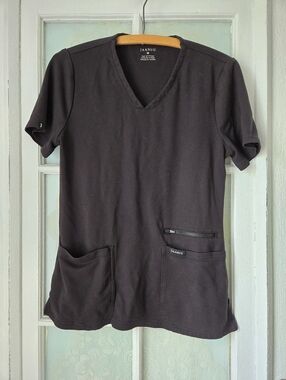 Jaanuu Black V-Neck Scrub Top Size M